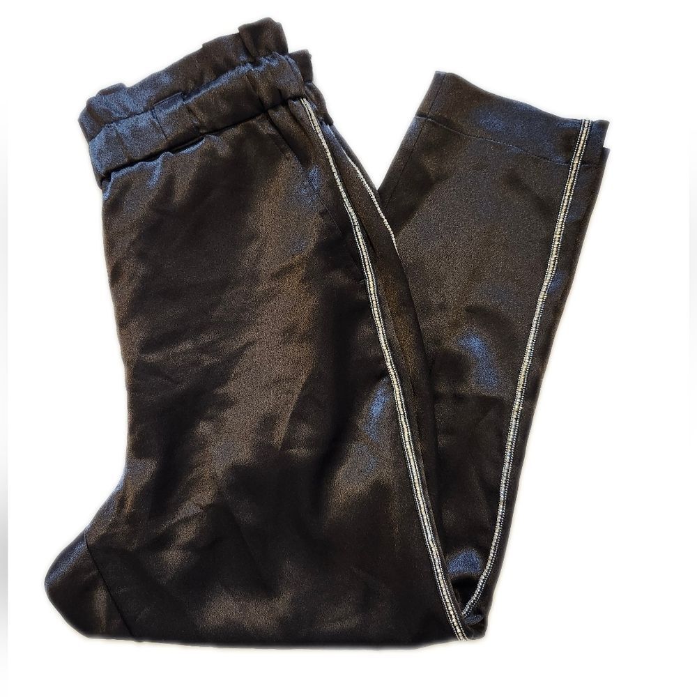 Express Extreme High Rise satin wide leg ankle length pants, sparkle seams, M
